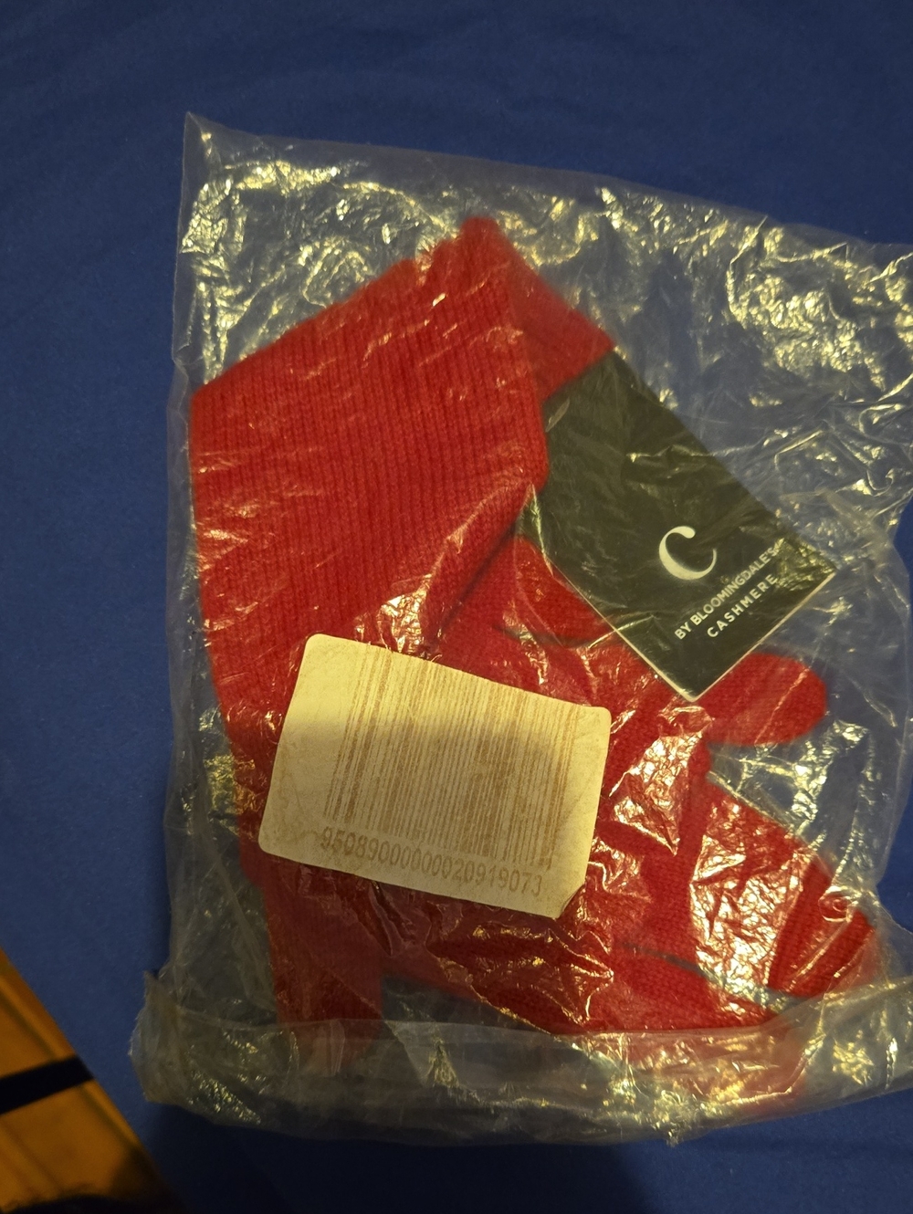RED GLOVES NEW NOT OPENED